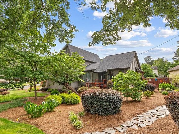 2nd image of 4071 Stephanie Ct NW