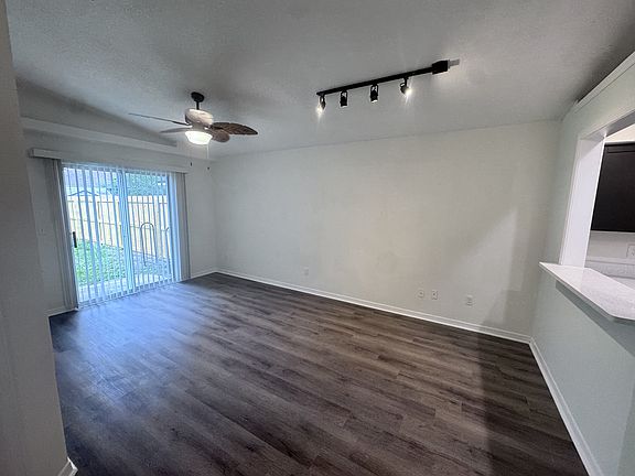 3rd image of 8357 Argyle Corners Ct W