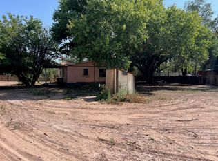 1835 Winchester Dr, Bosque Farms, NM 87068