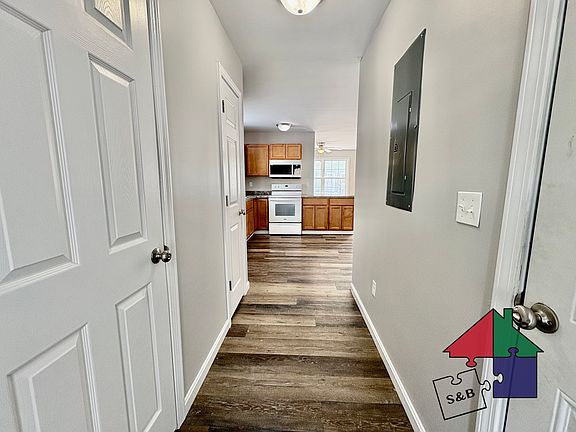 3rd image of 58 Green St #101