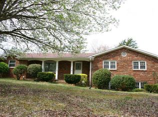 1373 Double Springs Rd, Cookeville, TN 38501