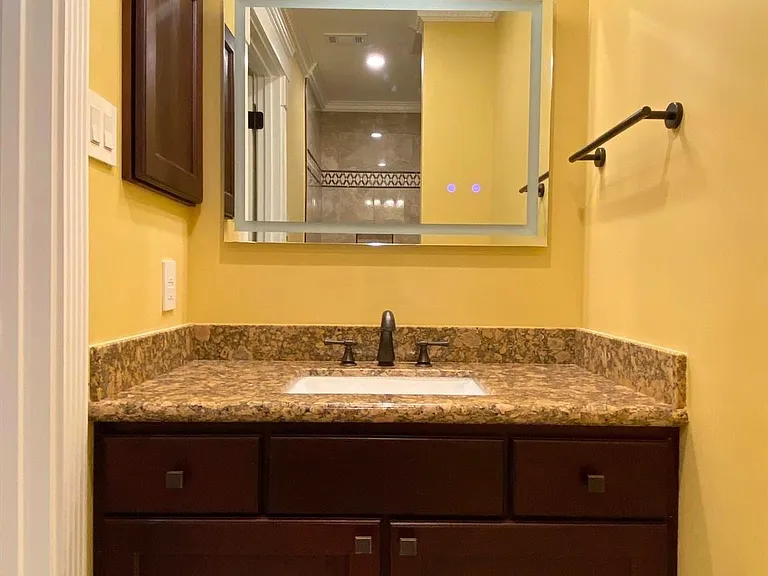 18204 Vinland Dr #8204 — Photo 12