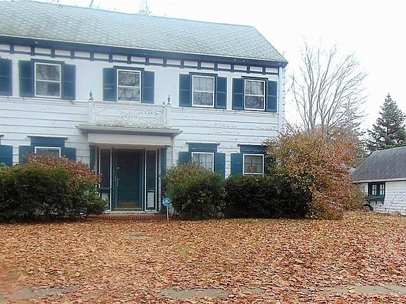 4th image of 230 Otterbein Ave