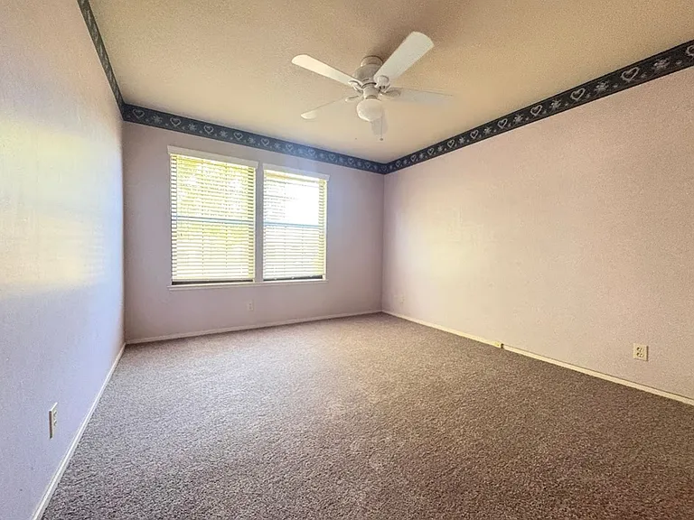 762 Corvey Cir — Photo 24