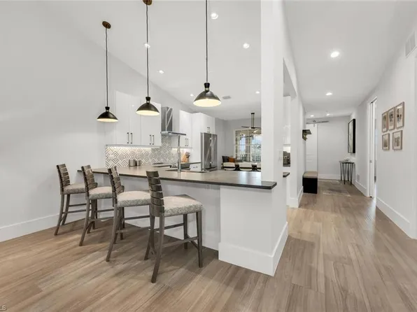 1540 Blue Point AVE #201, NAPLES, FL 34102