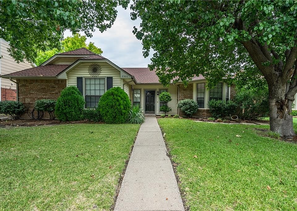 1st image of 2309 Salerno Dr