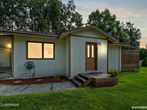 2411 W 69th Ct, Anchorage, AK 99502