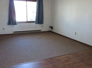 300 Ashland St #4, Phillips, WI 54555