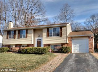 9117 Fox Lair Dr, Burke, VA 22015