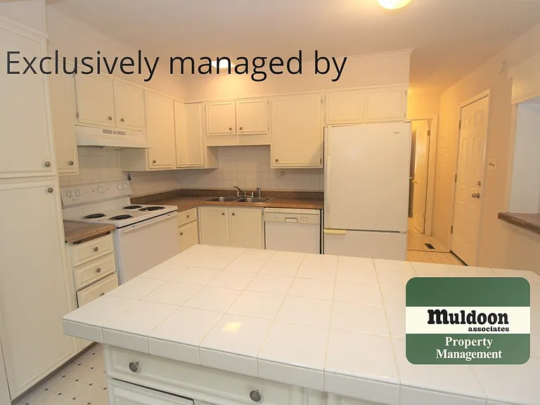 3026 Drakestone Dr — Photo 3