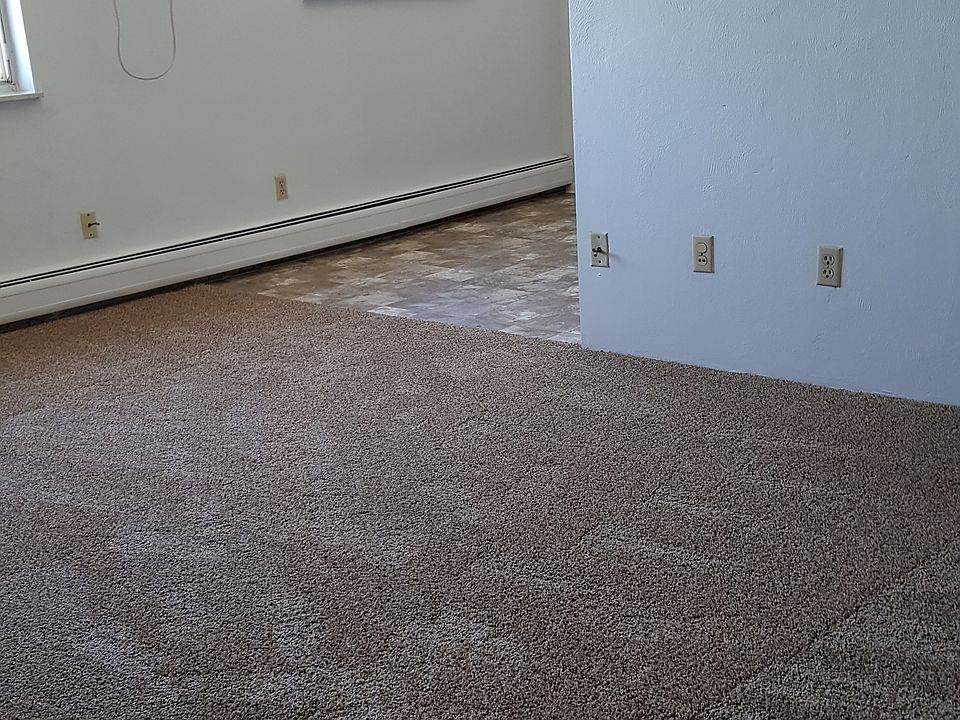 1st image of 208 Elm St APT 11