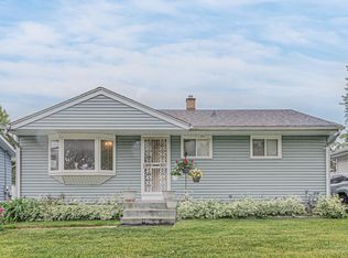 1525 13th St, Waukegan, IL 60085