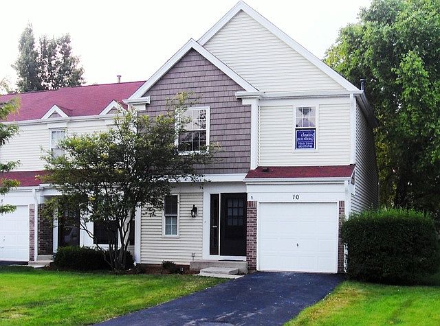 1st image of 10 E Shag Bark Ln