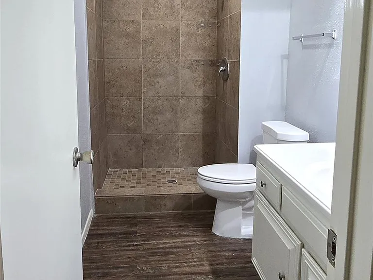 23019 Tree Bright Ln — Photo 18