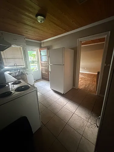 1614 Caldwell St Photo 1