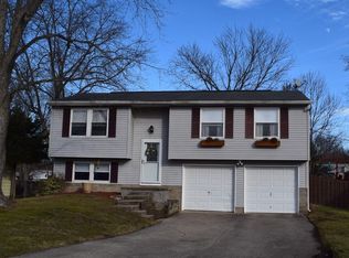 1367 Red Bud Ln, Milford, OH