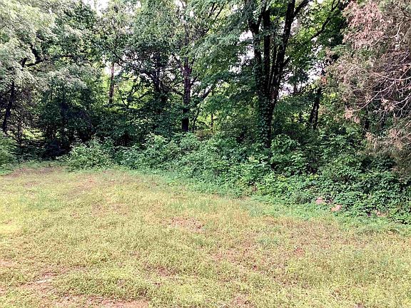 4th image of 148 Wolf Hollow Rd