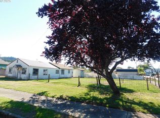 1314 Bothwick St, Myrtle Point, OR 97458