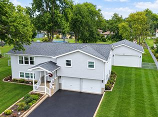 2814 Hawkshead Dr, New Lenox, IL 60451