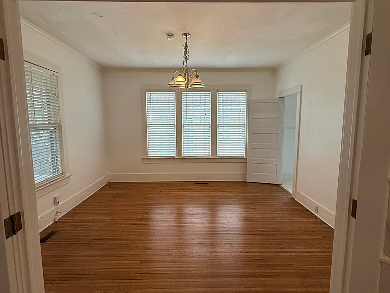443 Locust Ave SE — Photo 22