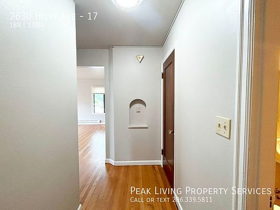 5th image of 2630 Hoyt Ave #17