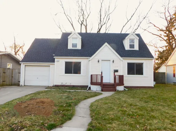 1317 Waverly Dr, Kalamazoo, MI 49048