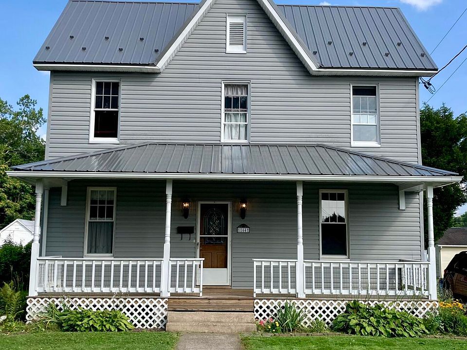 1st image of 164 N 3rd St