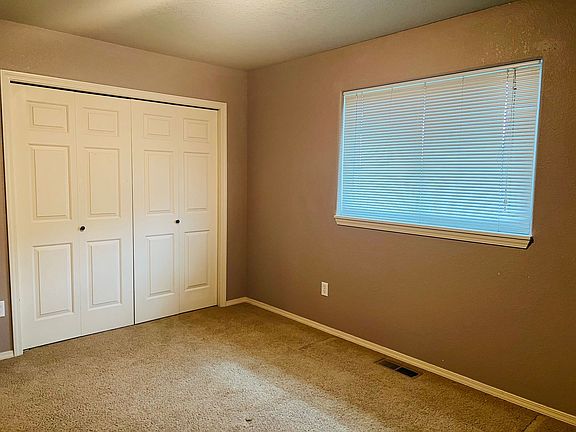 3rd image of 270 Todd Ln