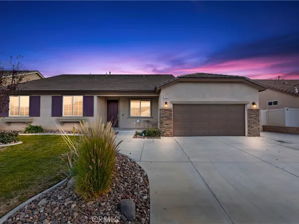 138 Knoll Crest Dr, Calimesa, CA 92320