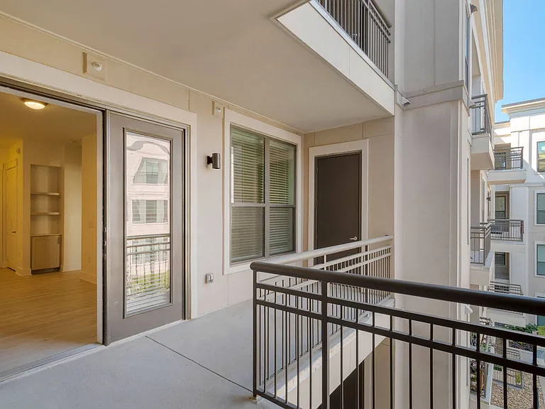 Allure at Southpark — Photo 19