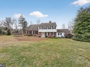 850 Farragut Rd, Berwyn, PA 19312