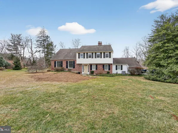 850 Farragut Rd, Berwyn, PA 19312