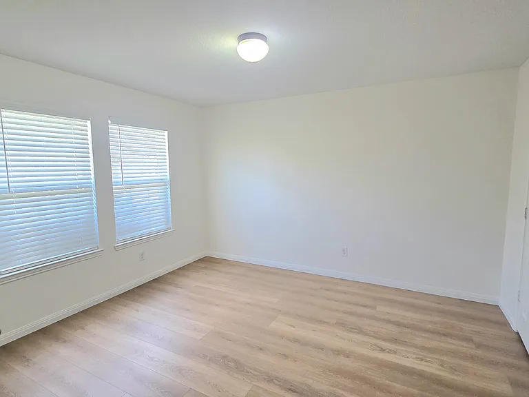 1241 Kachina Ln — Photo 7