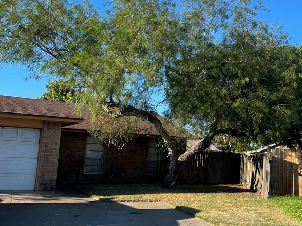 9558 Goldfinch Cir, Corpus Christi, TX 78418