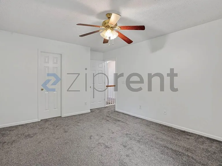 100 Oak Grove Pl — Photo 23