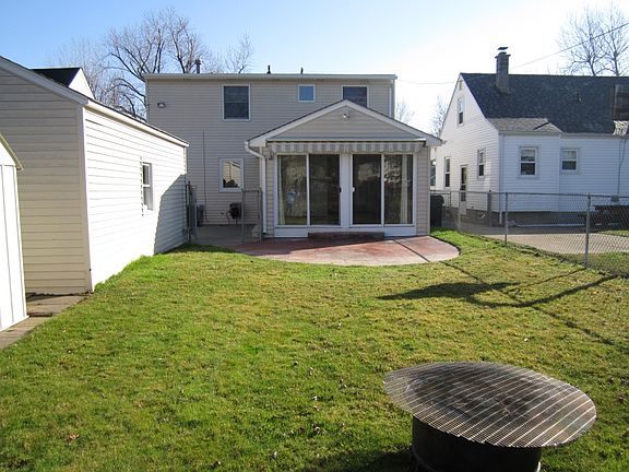 2nd image of 50 Fairfield Ave