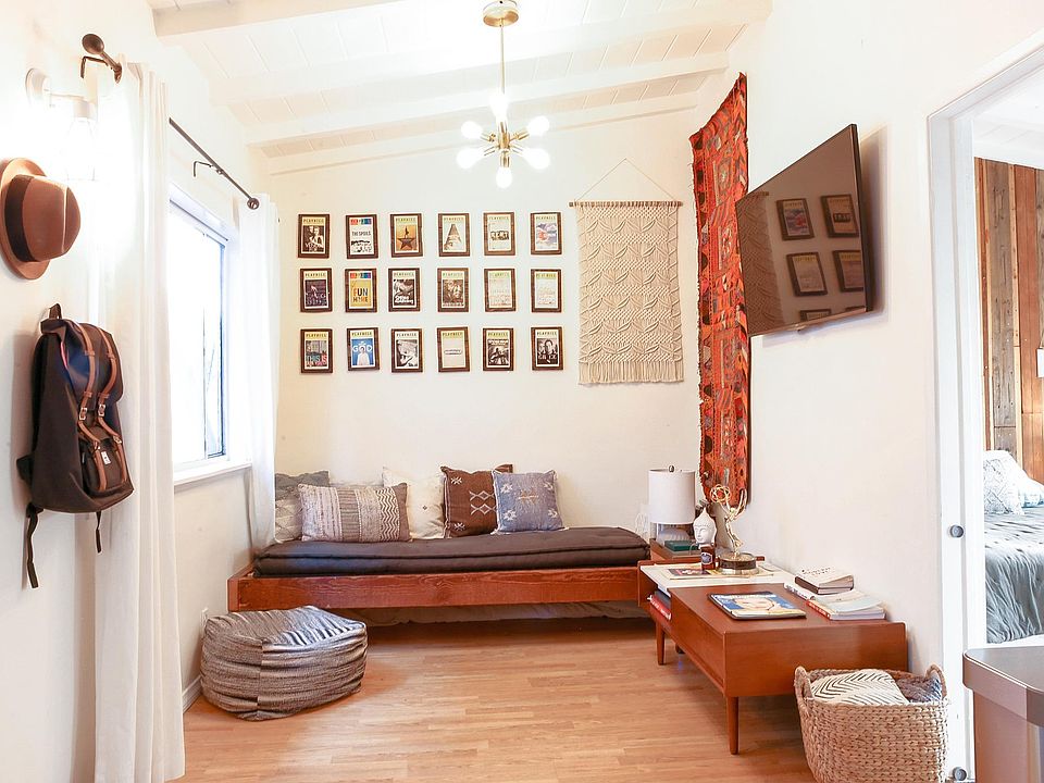 1st image of 524 Broadway St #3