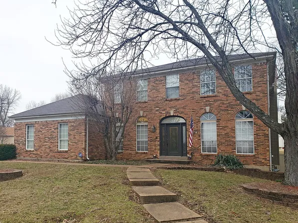 407 Stryker Ct, Ballwin, MO 63021