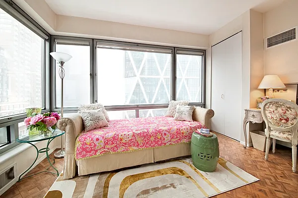 Sold by City Connections Realty | media 26