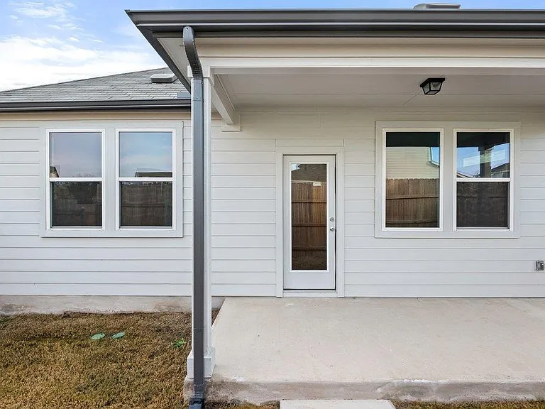 2310 Castillo Dr #71 — Photo 22