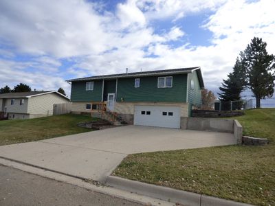 106 Turquoise Dr, Lewistown, MT, 59457