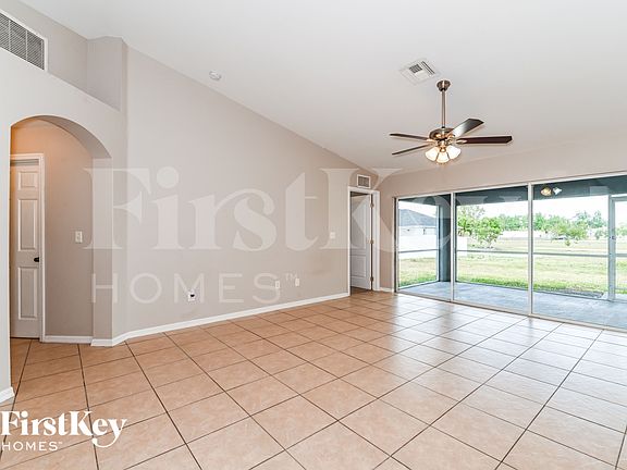 4th image of 2203 NE 19th Pl