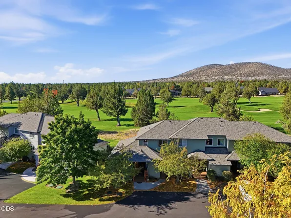 999 Golden Pheasant Dr, Redmond, OR 97756