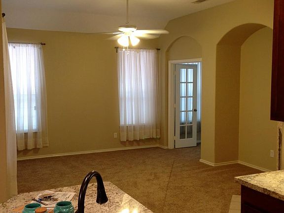 5th image of 1204 Spanish Moss Dr