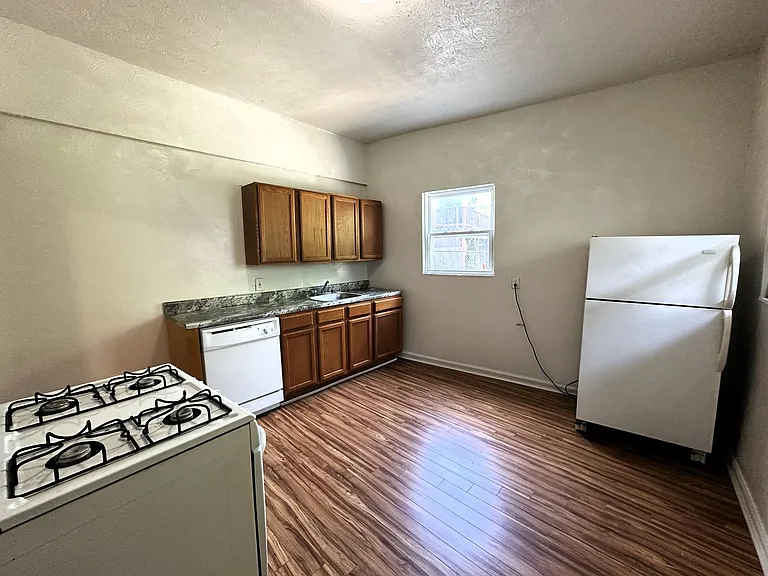 Lawrenceville - Apartments For Rent In Pittsburgh — Photo 8