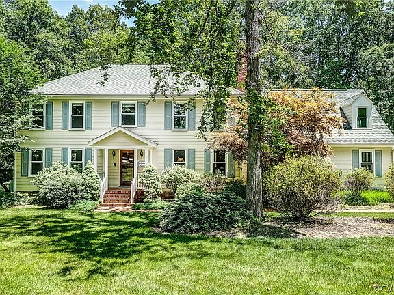 3rd image of 7110 Swindale Ct