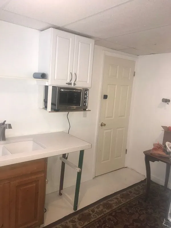 1 bed, 1.0 bath, 900 sqft, $500 — Photo 4