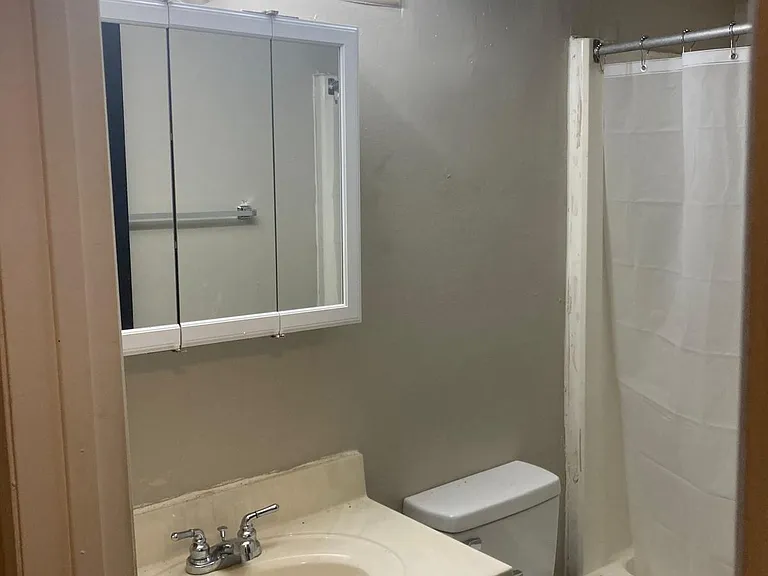 70 Fairview Dr #5 — Photo 9