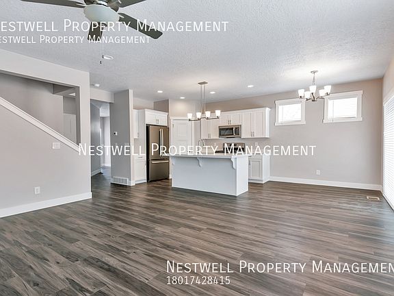 5th image of 1324 E Weyburn Ln
