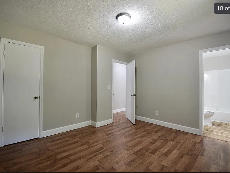 4050 Frazier St — Photo 12